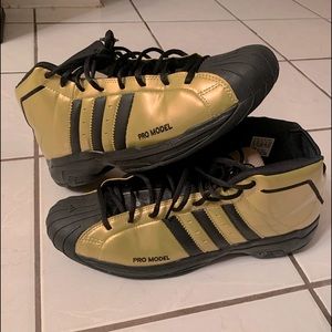 Adidas Pro Model 2019 sz 13